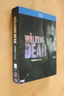 8 Blu-ray The Walking Dead kaudet 1- 3 ( 2010 - 2012 )