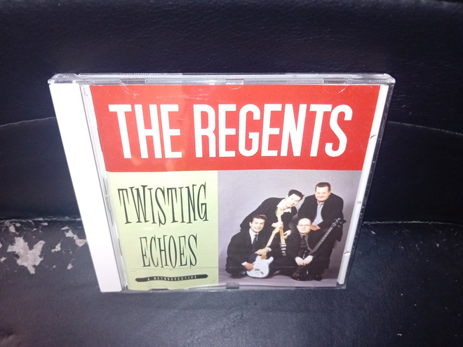 CD The Regents : Twistin Echoes ( SIS POSTIKULU )