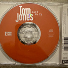 [CDS] TOM JONES: LIFT ME UP - pikkukuva 2