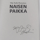 Vilja-Tuulia Huotarinen : Naisen paikka (signeerattu) - pikkukuva 3