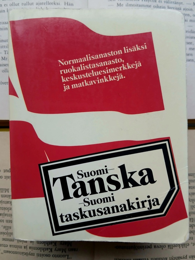Suomi-tanska-suomi • taskusanakirja (nid.)