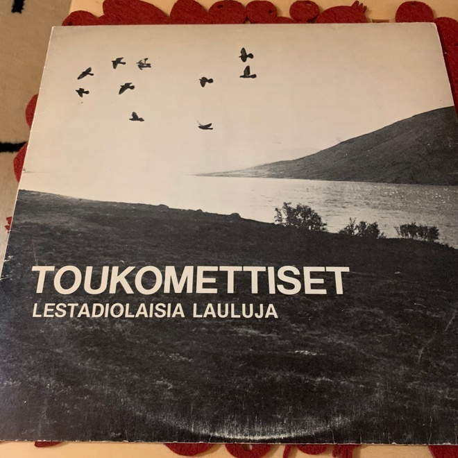 TOUKOMETTISET: Lestadiolaisia lauluja. * SUOMI 1975