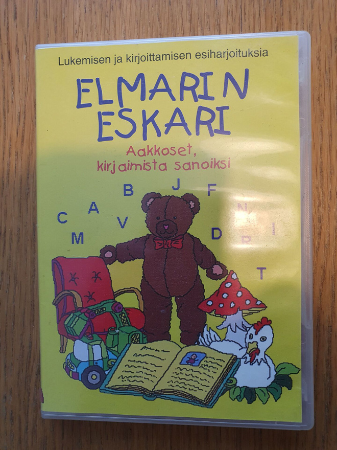 Myydään Elmarin Eskari PC-peli