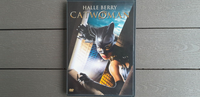 DVD: Catwoman (Halle Berry, Sharon Stone 2004)