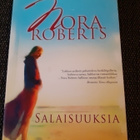 Nora Roberts*salaisuuksia pokkari - pikkukuva 1