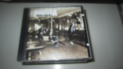 Pantera –Cowboys From Hell