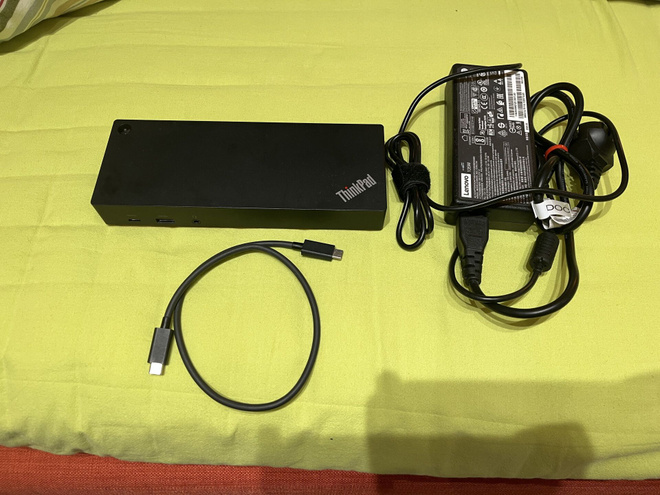 Lenovo ThinkPad Hybrid USB-C / USB-A Dock