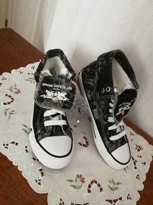 Converse kengät musta-valkoinen