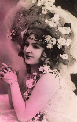 Vanha postikortti- nainen ja huntu, Reutlinger