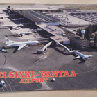 Helsinki-Vantaan lentoasema, koneita, p. 2008 - pikkukuva 1