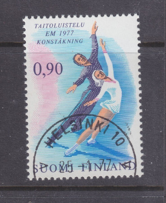 1977 Taitoluistelu loistoleimalla.