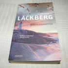Camilla Läckberg Majakanvartija  -pok - pikkukuva 1