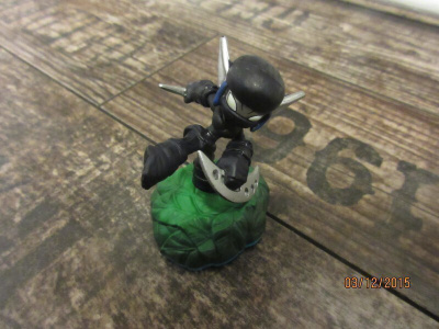 Skylanders -hahmo Dark Stealth Elf *rare*