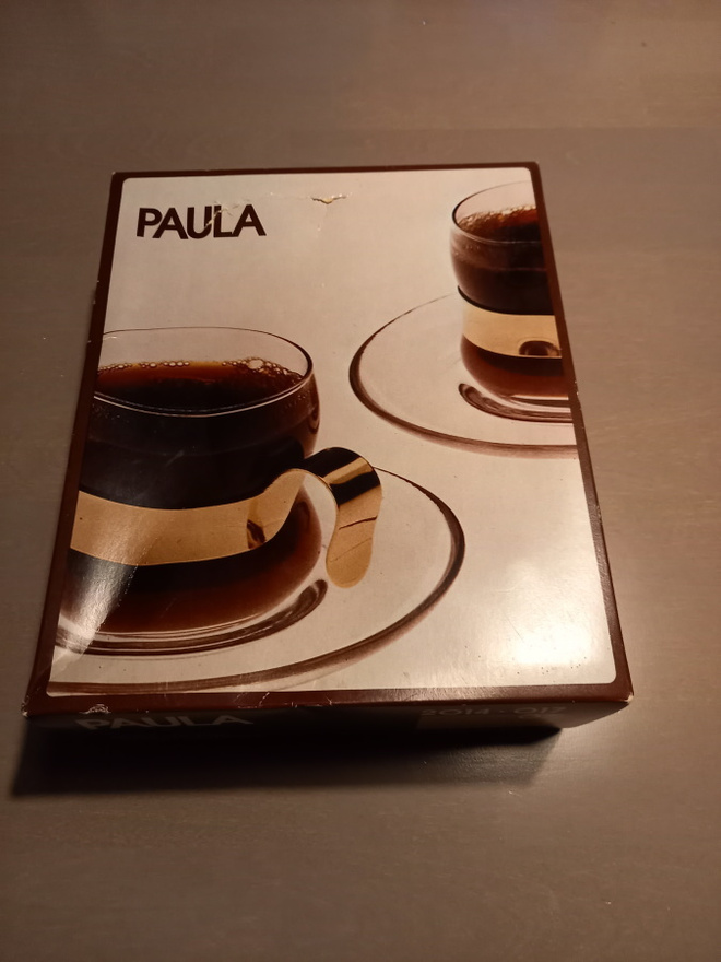 Iittala Paula sarjan lasit ja asetit alkuperäislaatikossaan