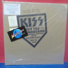 KISS - OFF THE SOUNDBOARD UUSI U.S&EU 2022 3LP - pikkukuva 1