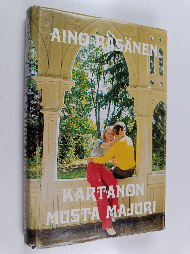 Aino Räsänen : Kartanon Musta Majuri