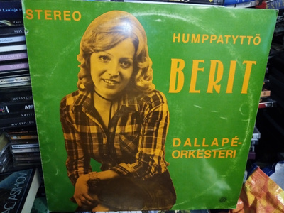 LP Humppatyttö Berit ( SIS POSTIKULU)