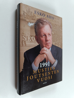 Esko Aho : 1991 : mustien joutsenten vuosi (signeerattu)