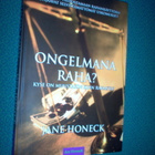 J. Honeck: Ongelmana raha? Kyse on muustakin kuin rahasta? - pikkukuva 1