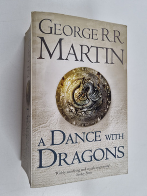 George R. R. Martin : A dance with dragons