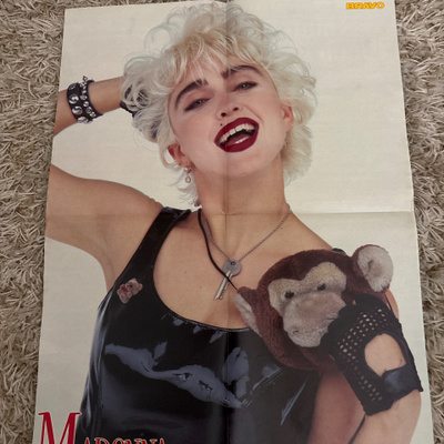 Madonna/ robin hood juliste