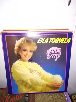LP EILA TORVELA :  HEVOSTYTTÖ ( SIS POSTIKULU )