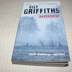 Elly Griffiths Aavekentät  -pok - pikkukuva 1