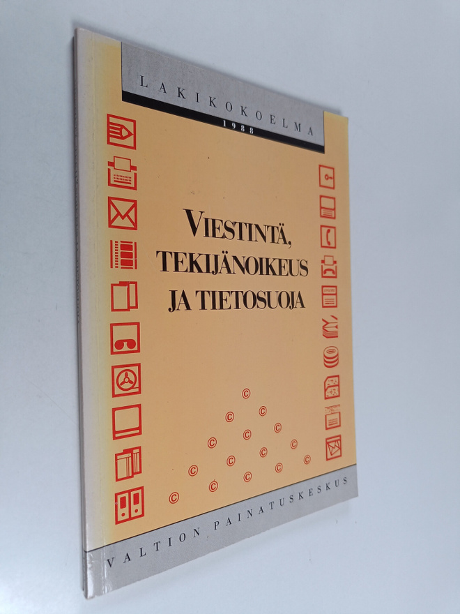 Viestintä, tekijänoikeus ja tietosuoja : lakikokoelma