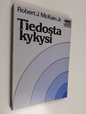 Robert J. Jr McKain : Tiedosta kykysi