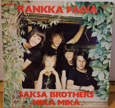 LP - SAKSA BROTHERS - Rankka päivä (1974)