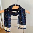 Sininen silkkihuivi ( Marja Kurki ) koko 43 x 145 cm - pikkukuva 2