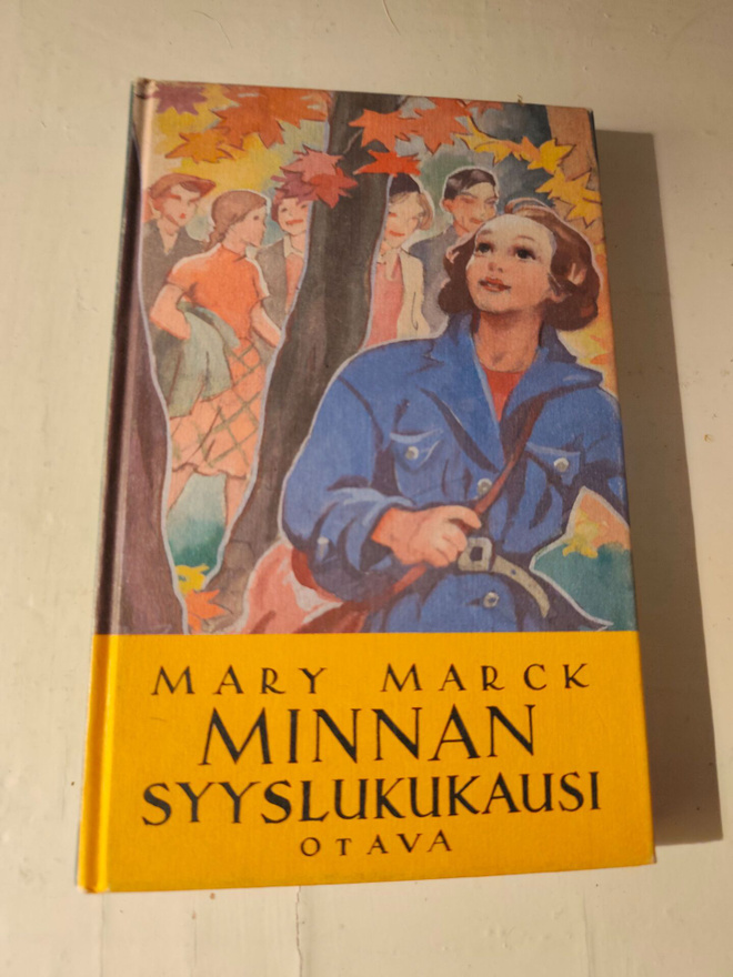 Mary Marck - Minnan syyslukukausi 1982