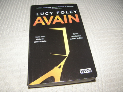Lucy Foley Avain  -pok