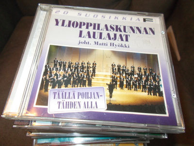 CD 20 SUOSIKKIA YLIOPPILASKUNNAN LAULAJAT