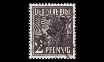 Berlin 1 o Musta päällepainama 2 Pf (1948)