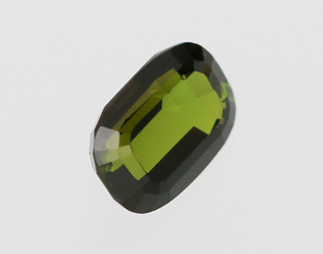 Vihreä turmaliini 1.71 ct VVS puhdas + AIGS aitoustodistus