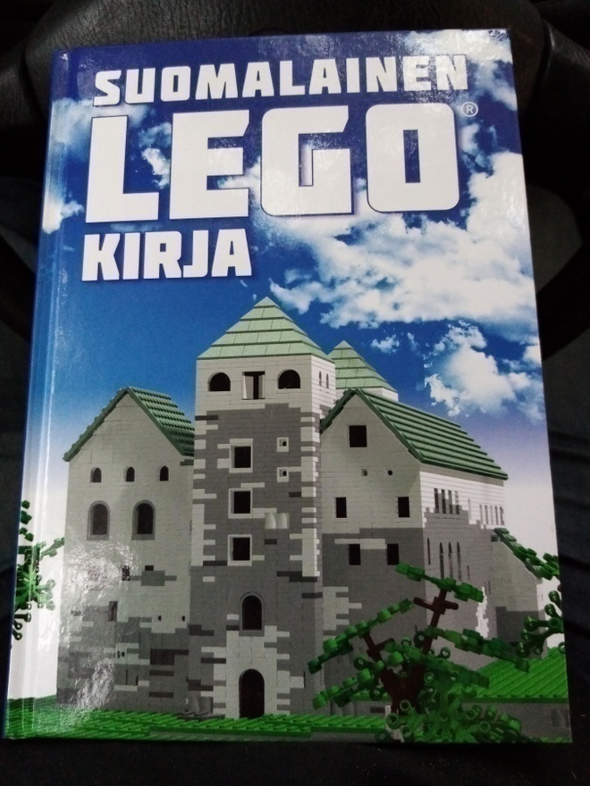 Ranto :  SUOMALAINEN LEGO KIRJA ( SIS POSTIKULU  )