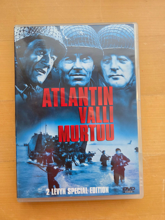 ATLANTIN VALLIN MURTUU . 2DVD . WAYNE . FONDA . CONNERY .