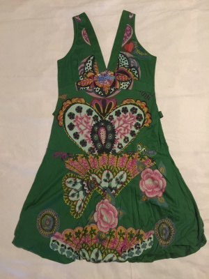 Desigual värikäs mekko, koko L, käyttämätön
