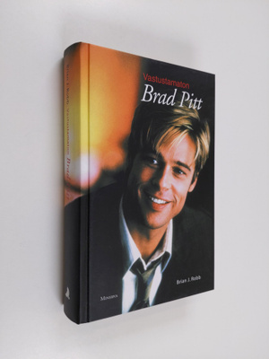 Brian J. Robb : Vastustamaton Brad Pitt