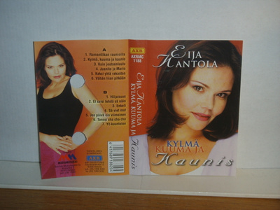 Eija Kantola * Kylmä kuuma ja kaunis