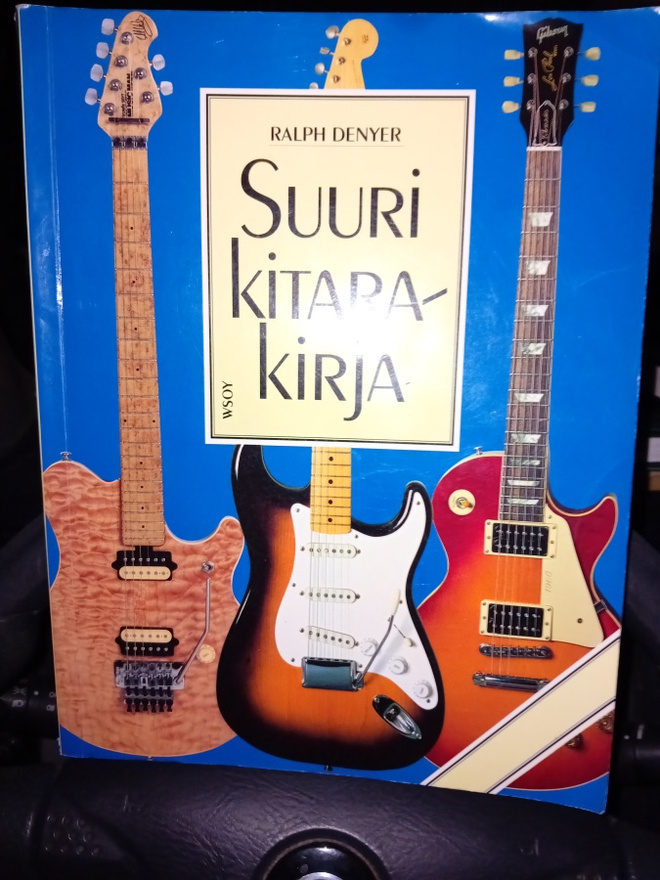 Denyer :  Suuri kitarakirja (8p. 2008) SIS POSTIKULU