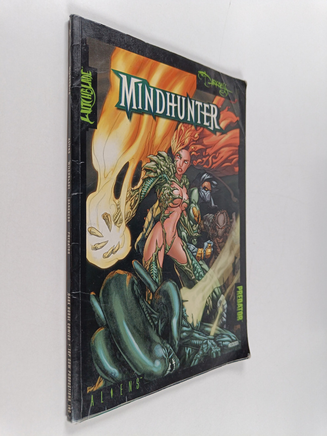 David Quinn : Aliens Vs. Predator/Witchblade/Darkness : M...