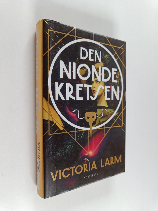 Victoria Larm : Den nionde kretsen