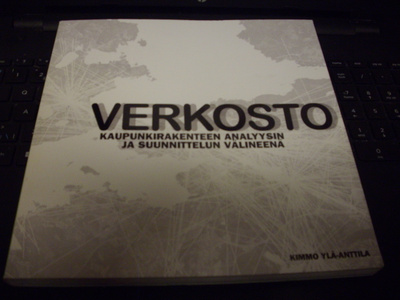 Kimmo Ylä-Anttila : Verkosto ( 1 p. 2010 ) Sis. postikulun