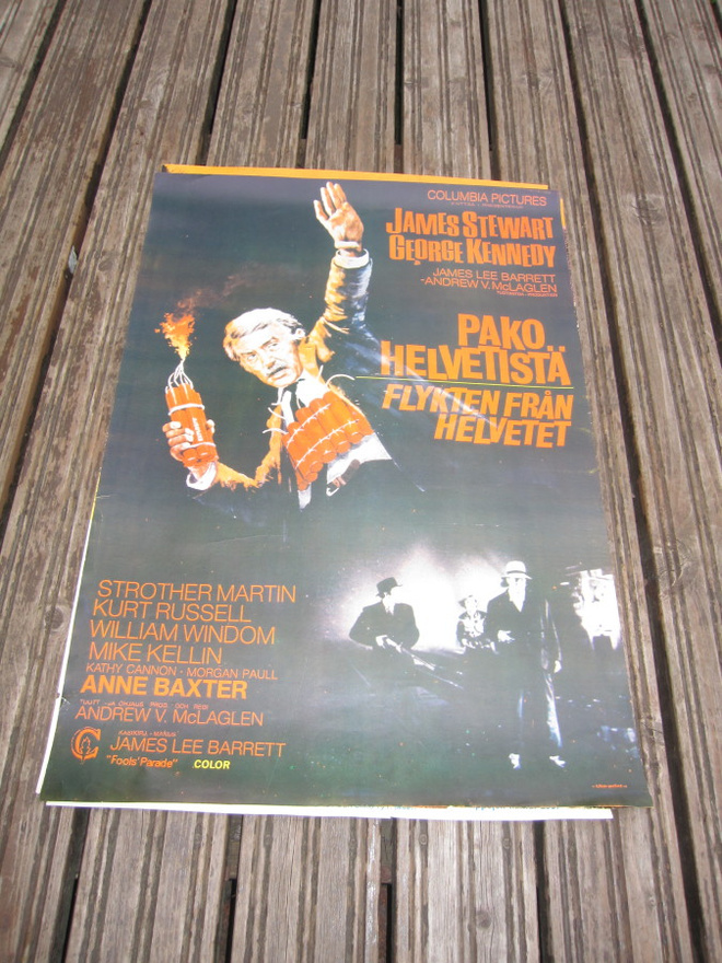 PAKO HELVETISTÄ - ELOKUVAJULISTE