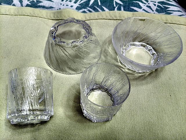 2kpl Kuura-laseja ja -kulhoja (Iittala)
