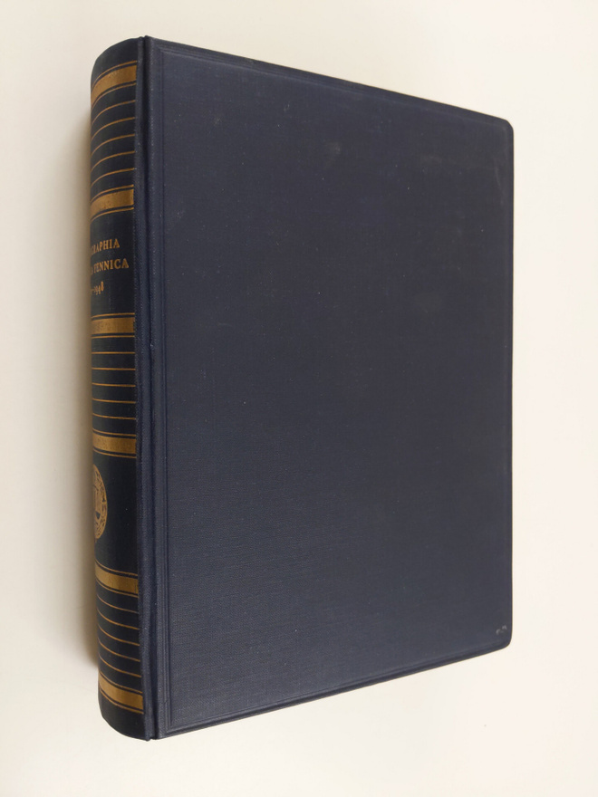 Suomen lainopillinen kirjallisuus 1809-1948 Finlands juri...