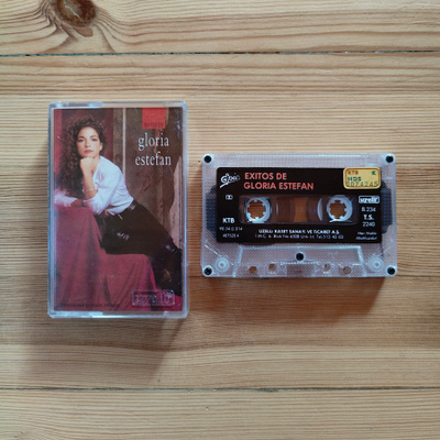 Gloria Estefan - Exitos De Gloria Estefan c-kasetti