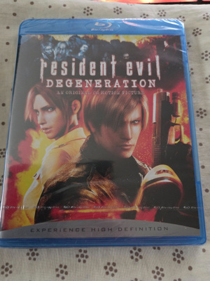 Resident Evil Degeneration UUSI MUOVEISSA